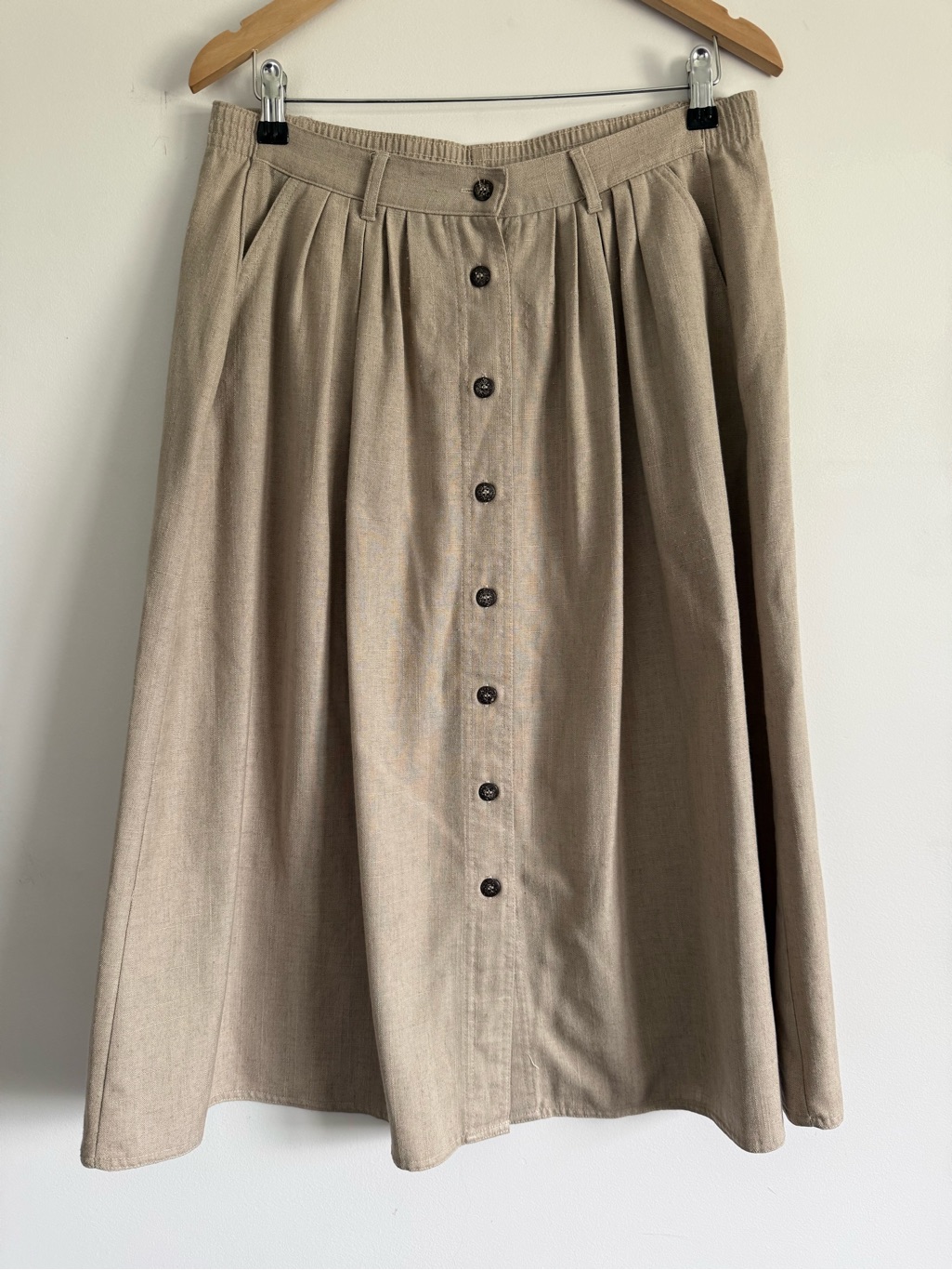 Vintage Jantzen Tan A-Line Button-Front Skirt With Pockets